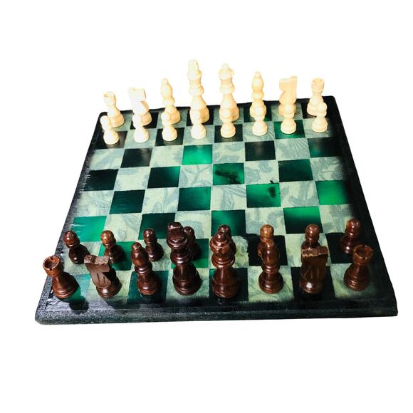 Scrapbook Chess Set - Vintage Green